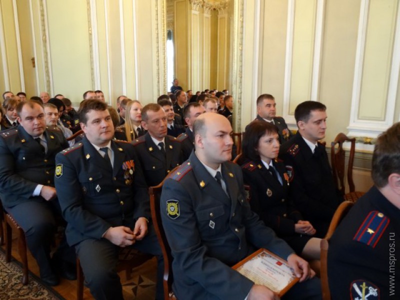 Шуйских полицейских поздравляли во дворце