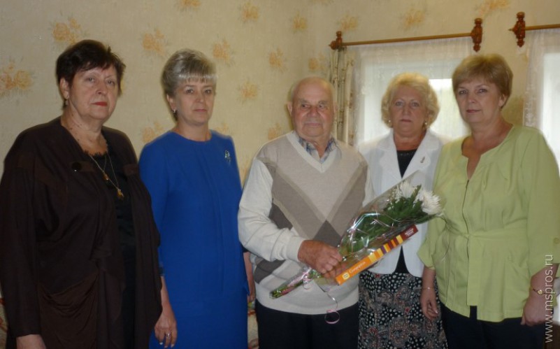 Ветерана поздравили с 90-летним юбилеем