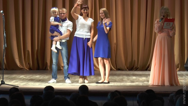 С участницами «Миссис Шуя» танцевал Кадыров