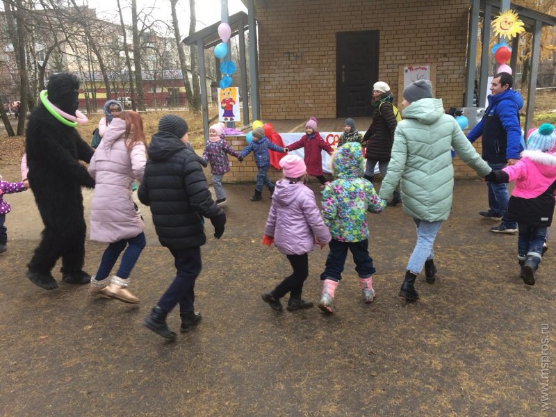 Детское счастье в парке «Берендеевка»
