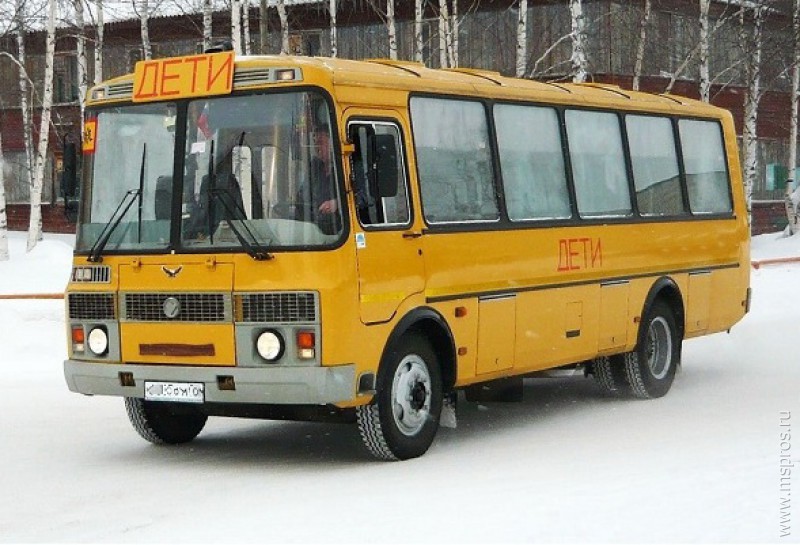 Сельским школам –  новые автобусы
