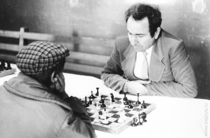 Шуйским шахматам – мат в два хода?