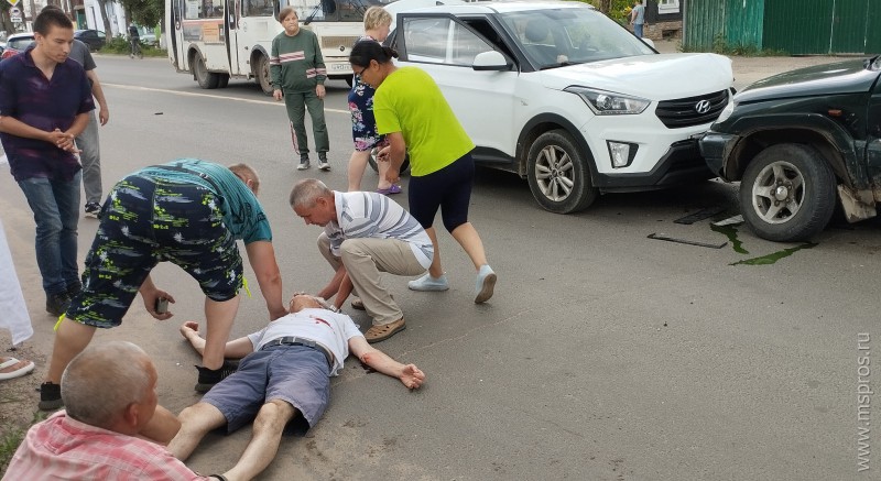 Четыре пострадавших доставлены в больницу