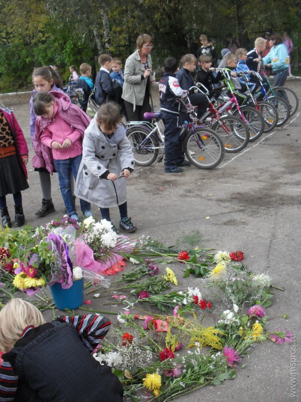 Школьники почтили память жертв трагедии в Беслане

