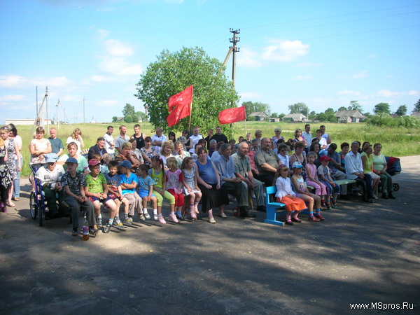 Качаловцы отметили День села петровскими  гуляниями