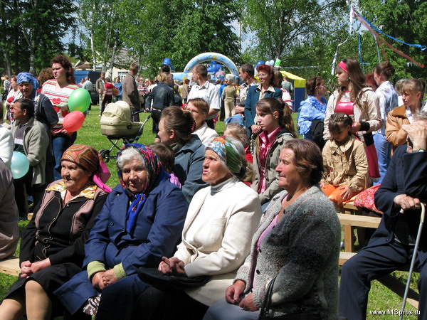 В Васильевском чествовали долгожителей