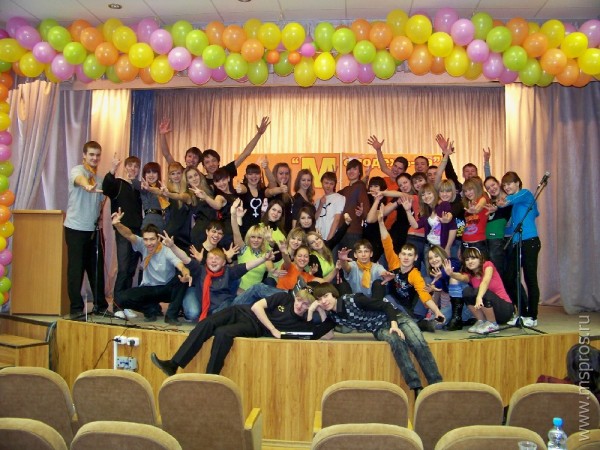 Сборная команда КВН школы № 7 вышла в финал «Молодежки-2009»