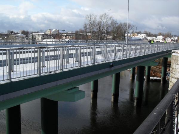Открытие моста вновь отложили