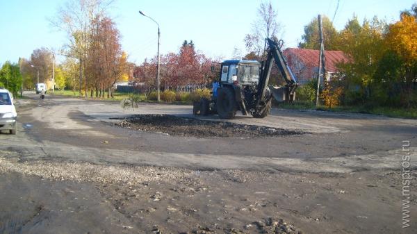 Новую дорогу на ул. Металлистов ремонтируют
